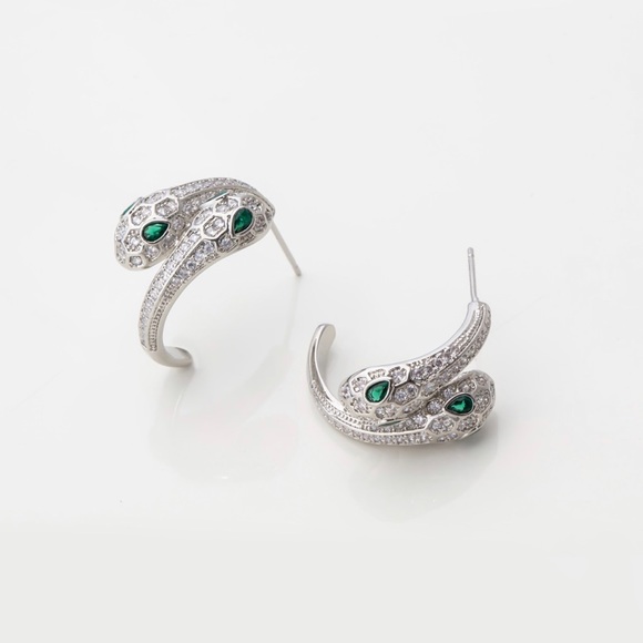 Snake Earrings 925 Sterling Silver Emerald Eyes Luxury Jewelry - Picture 2 of 7
